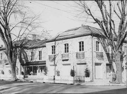 The building was designed by Roscoe De Leur Hemenway and was demolished in 1969.