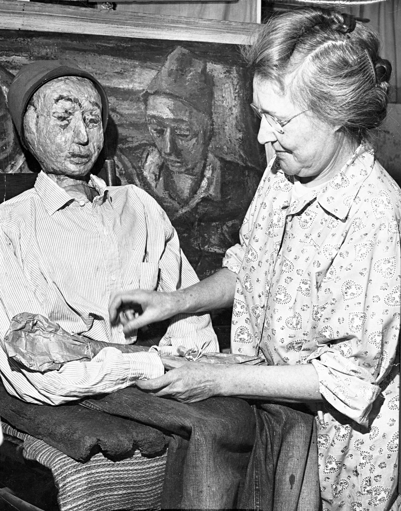 Amanda Snyder (1894-1980)