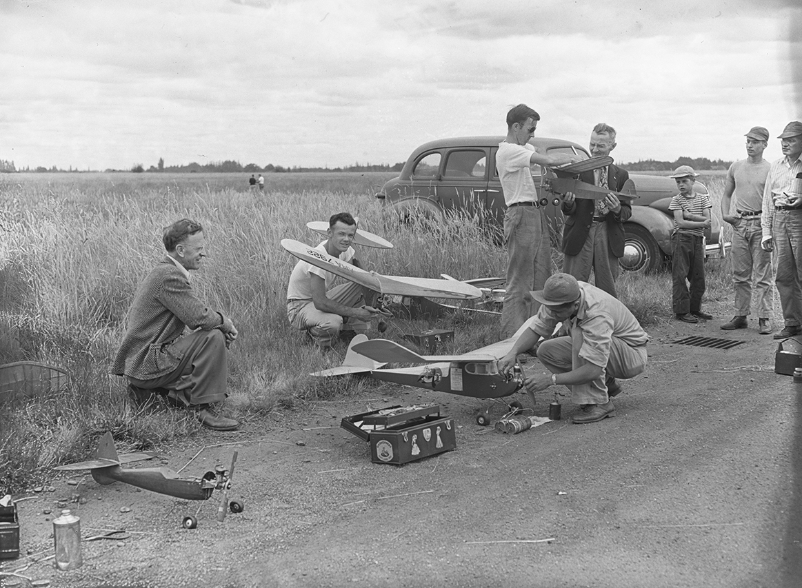 AJ Model Airplanes  & Jim Walker